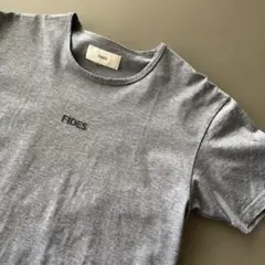 FIDES プリント Tシャツ ベージュ - メルカリ