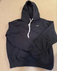 【デザイナーズコラボ】ナイキラボ⭐刺繍ロゴ　パーカー　裏起毛　肉厚　L相当 デザイナーズコラボ】ナイキラボ⭐刺繍ロゴ パーカー 裏起毛 肉