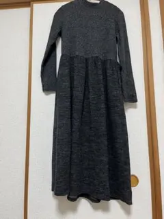 長袖ニットワンピース