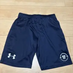 Under Armour ネイビー ハーフパンツ YXL