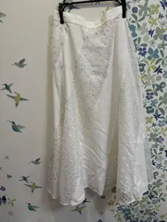 【リランドチュール】刺繍フレアスカート サイズ2
