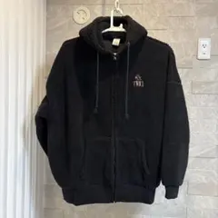 パーカー アイドル