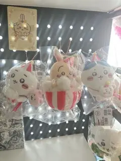 ちいかわらんど　うきうきマスコット　うさぎ ハチワレ