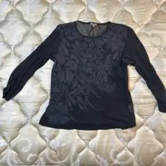 トクコ　黒のシースルー　フラワープリント長袖Tシャツ Mサイズのサムネイル