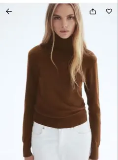 タートルネックセーター