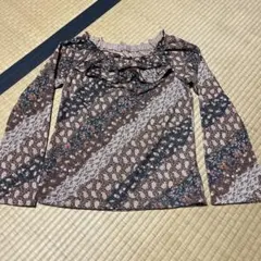カットソー 茶系 ペイズリー 花柄