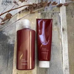 ヘアシャンプー&コンディショナー 各2本セット【新品未開封】フォーデイズ ヘアシャンプー&コンディショナー 各2本セット【新品未開封