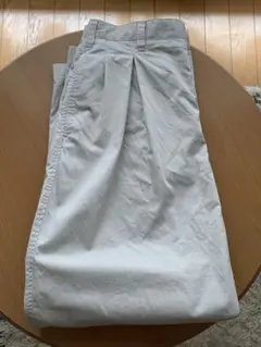 ユニクロuタックワイドパンツ