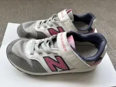 New Balance 996 キッズシューズ ホワイト/グレー/ピンク