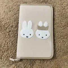miffy 70th 周年 サガラ刺繍 フリーポーチ 母子手帳 ケース ゴールド