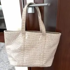 安い！ 便利！軽い！ユナイテッドアローズ　ベージュ トートバッグのサムネイル