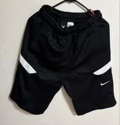 サッカーハーフパンツ　NIKE 黒　Mサイズ
