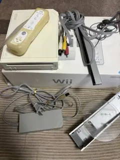 任天堂 Wii 本体 セット　部品取りにいかがですか？