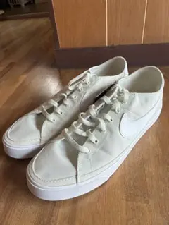 【未使用】 NIKE COURT LEGACY CNVS 28.5cm