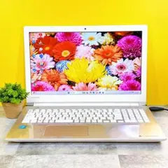 美品✨ⅰ7✨SSD512GBで快適✨おしゃれゴールド❣フルHD 薄型 カメラ
