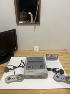 スーパーファミコン 本体 コントローラー2個 ゲームソフト付き、コンデンサ交換済
