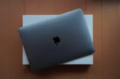 MacBook Air m1 16GB/256GB 13inc 2020のサムネイル
