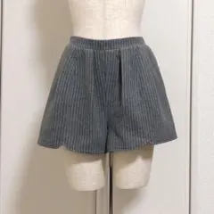 ミスティック ストライプ スカラップ ショートパンツ グレー