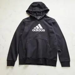 adidas　アディダス　ロゴプリントパーカー　スウェット　150cm　ブラック