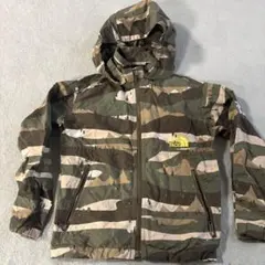 THE NORTH FACE 迷彩柄フード付きマウンテンパーカー