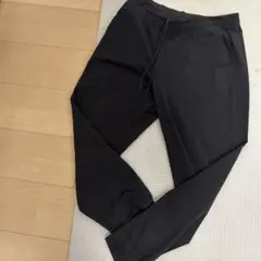 エアリズム　UNIQLO 黒　ジョガーパンツ　L