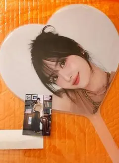 TWICE〜モモ うちわ READY TO BE