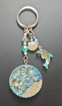 丸型海デザインキーホルダー（取り外しできるチャーム付）♥