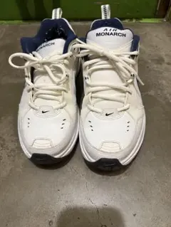 Nike Air Monarch ホワイト/ネイビー