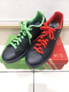 adidas Stan Smith　マーベルハルク、ソーコラボ スニーカー