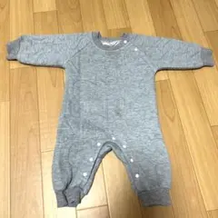 SHEIN グレー ロゴ入りロンパース 3-6M