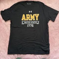 UNDER ARMOUR Tシャツ