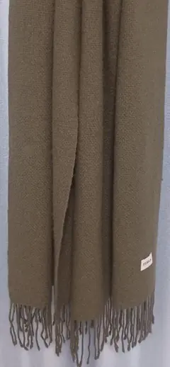 FURLA オリーブグリーンマフラー