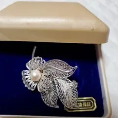 R*o様 シルバー製花形ブローチ 真珠付き