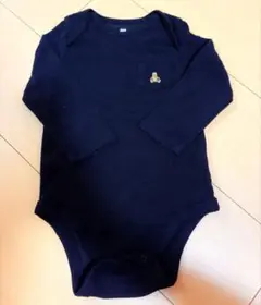 黒のロンパース、刺繍ロゴ付き
