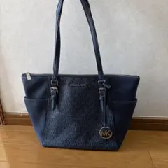 MICHAEL KORS トートバッグ ネイビー MKロゴのサムネイル