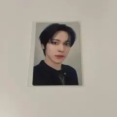 ATEEZ ユノ 封入 トレカ Ash