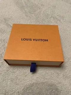 LOUIS VUITTON ギフトボックス 布袋付き