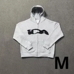 未使用 IDA ピンク Mフード付きパーカー ロゴ入りzip hoodie 未使用 IDA ピンク Mフード付きパーカー ロゴ入りzip hoodie