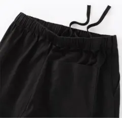 無印良品　コットンイージーテーパードパンツ
