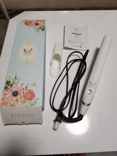 【ちょこ様】専用　KINUJO ストレートヘアアイロン (ホワイト）DS100