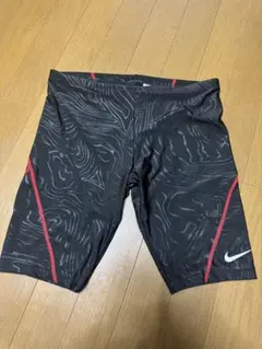 NIKE 黒色のインナーショーツ 170サイズのサムネイル