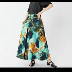 ユナイテッドトウキョウ アーリアルアートフレアスカート - メルカリ