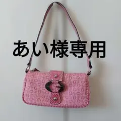 2026年最新】guess ミニバッグの人気アイテム - メルカリ