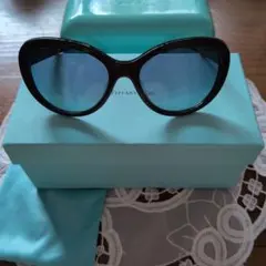 Tiffany & Co. サングラス ハートモチーフのサムネイル