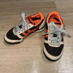 Onitsuka Tiger リトルキッズ アルティメット81 17cm