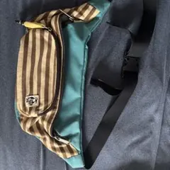CHUMS ボディバッグ