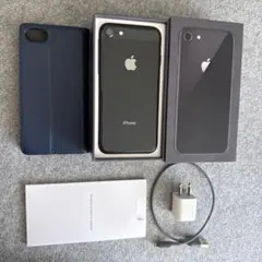iPhone8 64GB バッテリー交換済 SIMフリー 箱/フィルム/ケース付