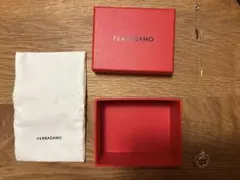 【FERRAGAMO】新品　ガンチーニネックレスのサムネイル