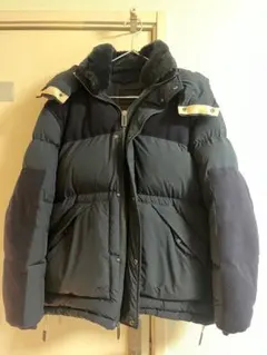 モンクレール　W ホワイトマウンテニアリングコラボダウン　Mサイズ モンクレール W ホワイトマウンテニアリングコラボダウン Mサイズ