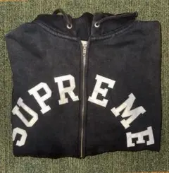 2026年最新】SUPREME アーチロゴ ジップアップの人気アイテム - メルカリ